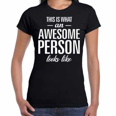 Awesome person cadeau t-shirt zwart voor dames