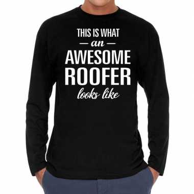 Awesome roofer / dakdekker cadeau shirt zwart voor heren